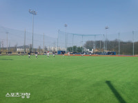 축하공연부터 빵빵한 경품까지 ‘풍성한 개막식’ [파주시장기 봄날야구]