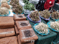 신토불이 명품 시장 ‘정선아리랑시장’ [엄민용의 ‘살아 있구나, 강원 전통시장’]