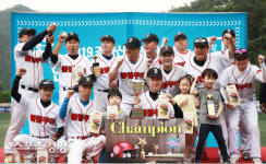 [인제군 1박2일 야구] 불철주야 “우리가 우승이다” [스경포토]