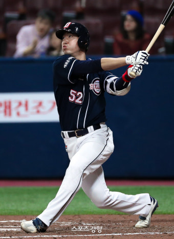 선두 경쟁 안개 속으로? ‘김재호 역전타’ 2위 두산, 삼성에 역전승