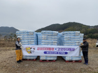 이커머스 강아지대통령·고양이대통령, ‘애지중지쉼터’ 찾아 후원 물품 전달