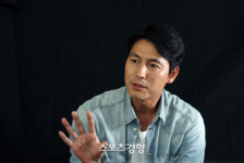 정우성, 오늘(5일) 부친상 “코로나19로 인해 가족들과 조용히 장례”