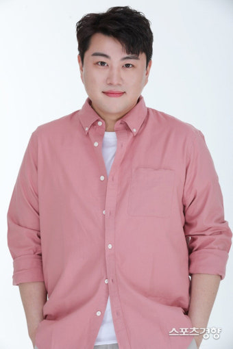김호중 측 “입대 연기 기간만료 사실무근…2회 더 가능” [공식]