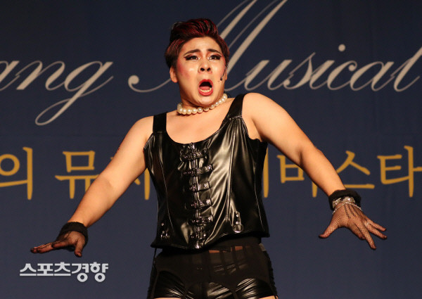 뮤지컬 배우 전호준, A씨 폭로 논란