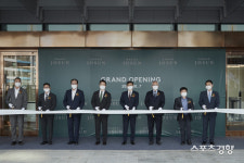 신세계 맘먹고 신세계조선호텔 ‘그랜드 조선 부산’ 문 열어