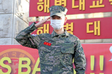 샤이니 민호, 15일 해병대 전역…‘말년 휴가’ 반납