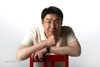 “의외라고요? 나는 준비된 감독입니다”…김완수 신임 KB 감독 인터뷰