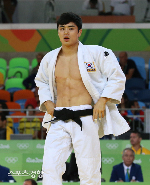 김원진, 파리 올림픽 60kg급에서 활약해 패자부활전 떠난다