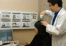 여름 장마철 탈모 걱정…두피 청결 관리로 예방해야