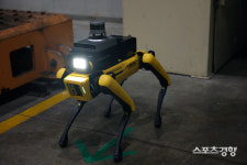 현대자동차그룹, ‘공장 안전 서비스 로봇’ 공개 ‘스팟’ 이렇게 등장했다