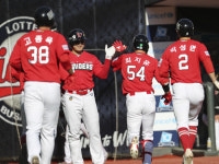 2021시즌 달궜던 유통대전, ‘형’대전…용진이형의 판정승?