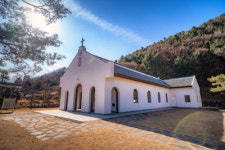 귀신 곡할 역사의 뒤안, 귀인 혹할 현실 속 힐링길 [투어테인먼트]