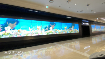 신예 오메가엑스, 코엑스 대형 전광판 재점령