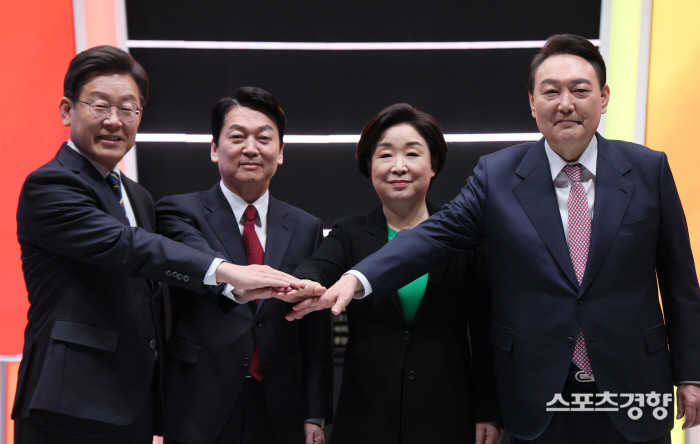 이준석 후보, 여성 혐오 발언 논란에 고발 수렴 - TV토론 후폭풍