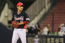 팬투표 1위에도 올스타 불발···KIA 전상현 “첫 가을야구는 놓치지 않을 거에요”[스경x인터뷰]