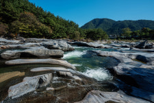 “돗자리 깔고 발 담그면…뼛속까지 시린 피서 명당”[투어테인먼트]