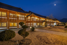 지역문화 꽃피우는 공간의 변신…전주·완주[투어테인먼트]