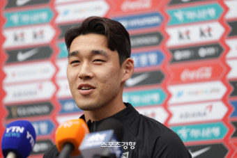 ‘마지막 기회, 꼭 잡는다’ 엄원상-송민규 독한 각오