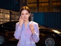 ‘천변’ 김지은 “그동안 감사했다” 눈물