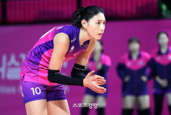 돌아온 김연경, V리그 올스타 팬 투표 남녀 통합 1위