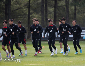 우루과이전 앞둔 축구대표팀[스경포토]