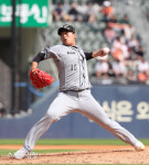 김기중네 | 역투하는 김기중[스경포토]