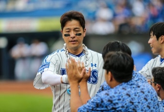 강민호, 역대 포수 최다 홈런 기록의 새 주인공…삼성, KT 5연승 저지