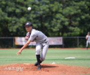 [인제군 초청 우수 중학교 서머리그] 송전중 구원투수 윤원영의 역투[스경포토]