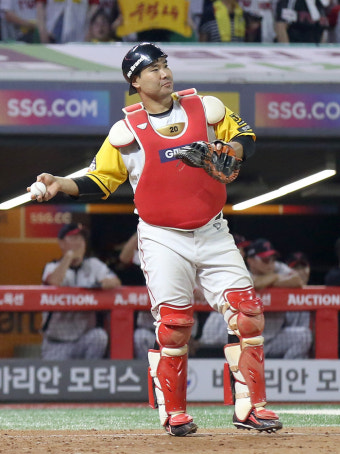 김민식→이재원→이흥련···‘5연패’ SSG, 이틀 만에 다시 포수 교체[스경x엔트리]