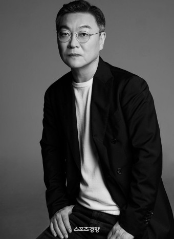 김의성, 연예기획사 ‘안컴퍼니’ 설립···배우가족 찾는다