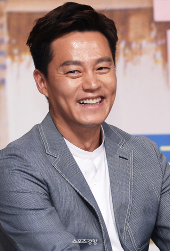 이서진, 이효리 식구 되나…안테나行 “논의 중”