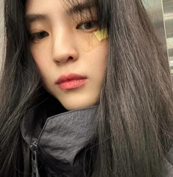 한소희, 문신→얼굴 피어싱 “뭐든지 해봐야 직성 풀려”