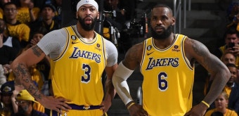 ‘르브론·AD·러셀 73P 합작’ 레이커스, 백투백 여파 없이 올랜도 제압[NBA]
