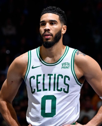 ‘테이텀x브라운 51P 합작’ 보스턴, 시카고에 27점차 완승…동부 1위 수성[NBA]