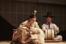 ‘흥보가’ 사설 달고 ‘날쌘 제비’ 너름새 날다…명창 김정민 23번째 ‘득음’ 판소리[이사람]