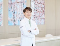 클리니크후즈후의원 이규엽 원장, ‘엠페이스’ 강연 녹화
