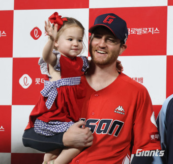 자율 훈련, 시범경기 4이닝 무실점, 그리고 3선발…완전히 신임은 받지 못했던 반즈의 어깨에 달린 책임감