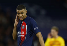 ‘이강인 60분→역전골 기점 역할’ PSG, ‘하피냐 멀티골’ 바르셀로나에 2-3 패···4강행 먹구름