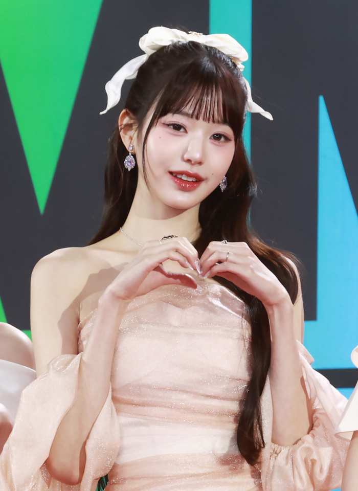 사이버렉카, K팝 스타들에 대한 허위 정보 공격... 법적 대응 논란