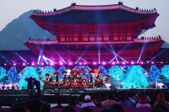 KBS ‘2024 코리아 온 스테이지’···뉴진스, 김소현·손준호&뮤지컬 명성황후 팀, 정성화&뮤지컬 영웅팀, 송가인, 장민호 등 출연