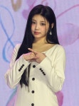 [전문] 아일릿 원희, 발목 부상으로 보조기 착용 “앉아서 무대 참여”