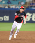 한 달 만에 다시 돌아온 김호령…이범호 KIA 감독 “외야 수비 강화 차원”[스경X현장]
