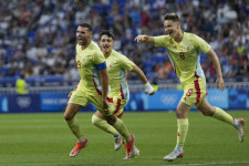 “축구 매력 사라지게 만든 VAR 판정”···일본 언론도 레전드도 오프사이드 골 취소에 아쉬움