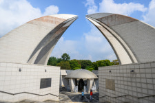 빵지순례·역사기행·어드벤처…도심과 자연 잇는 ‘여행특별시’[투어테인먼트]
