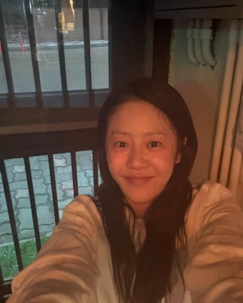 고현정, 수술→회복 마치고 ‘사마귀’ 회식 중[SNS는 지금]