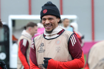 손흥민, 감독 지시 무시 논란...태업설 파문 확산