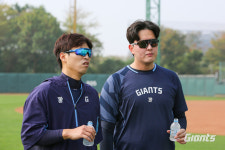 75억 아깝지 않네…김원중-구승민이 만드는 롯데의 팀컬러 “후배들아, 야구장에서도 패기있게!”