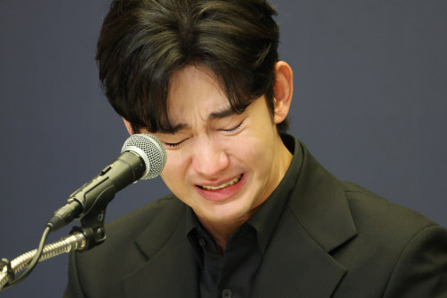 김수현-김새론 간 법적 분쟁, 경찰 병행 수사 중