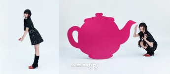 스푼을 든 유니스 ‘스위시’로 컴백