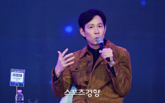 이정재 “AI는 엔터 산업의 기회”···카이스트 연설